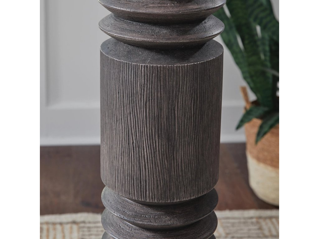 Fainwell Floor Lamp - image 2