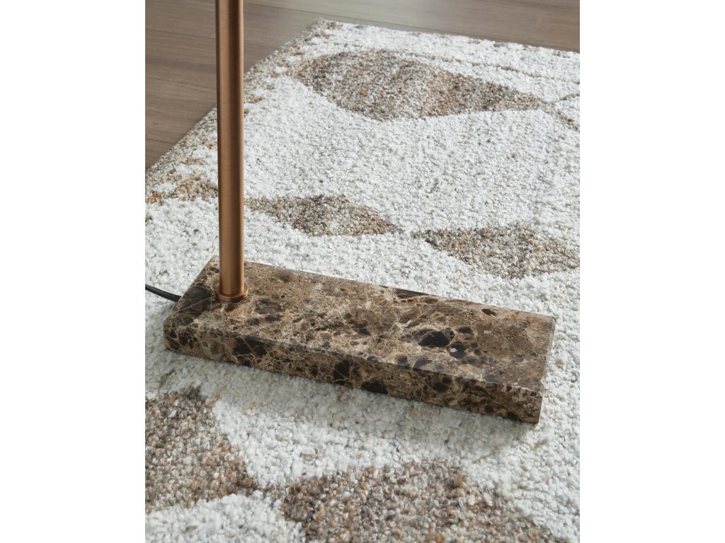 Yafe Floor Lamp - image 5