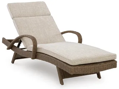 Laguna Heights Chaise Lounge with Cushion