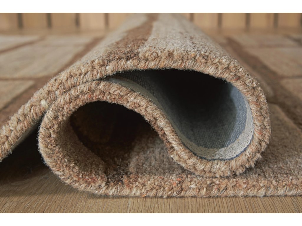 Orest Large Rug - image 3