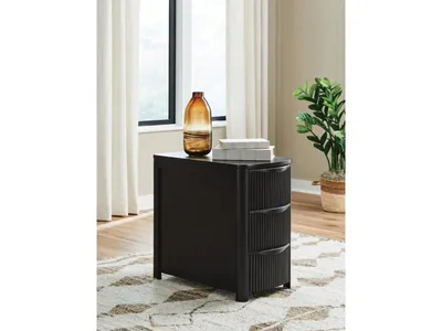 Camdill Chairside End Table - Alternative View