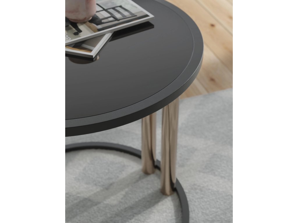 Hannerly Table (Set of 3) - image 4