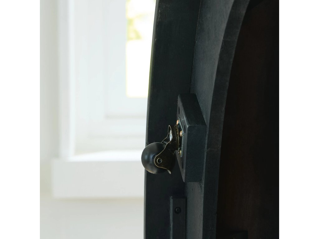 Grayman Coffee Table - image 4