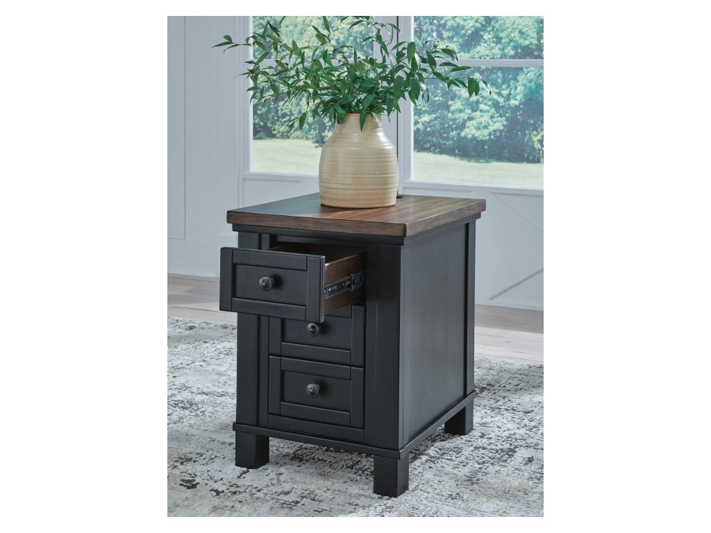 Wildenauer Chairside End Table - image 7