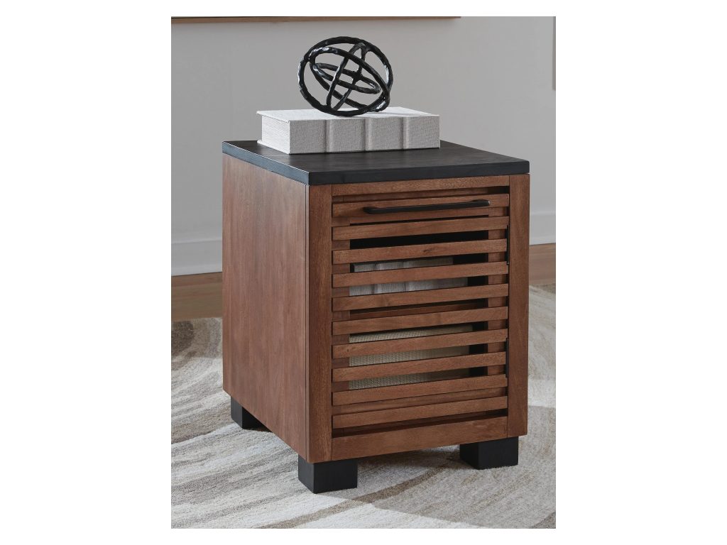 Kallari Chairside End Table - image 1