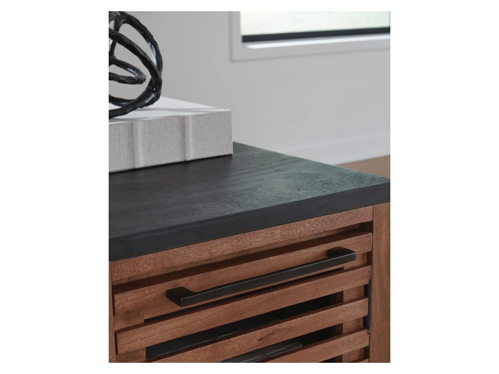 Kallari Chairside End Table - image 6