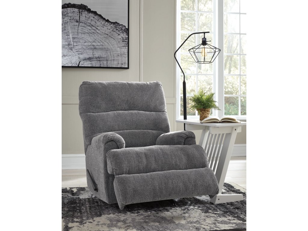 Man Fort Recliner - image 5