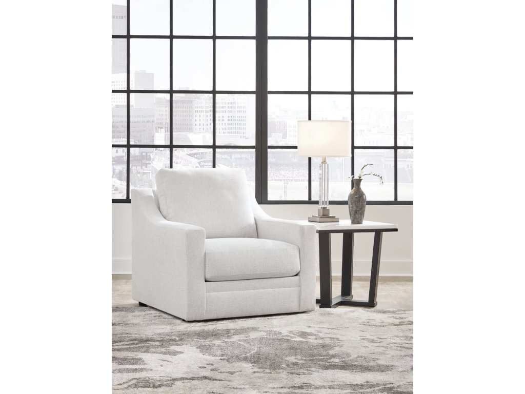 Maitelynn Chair - image 1