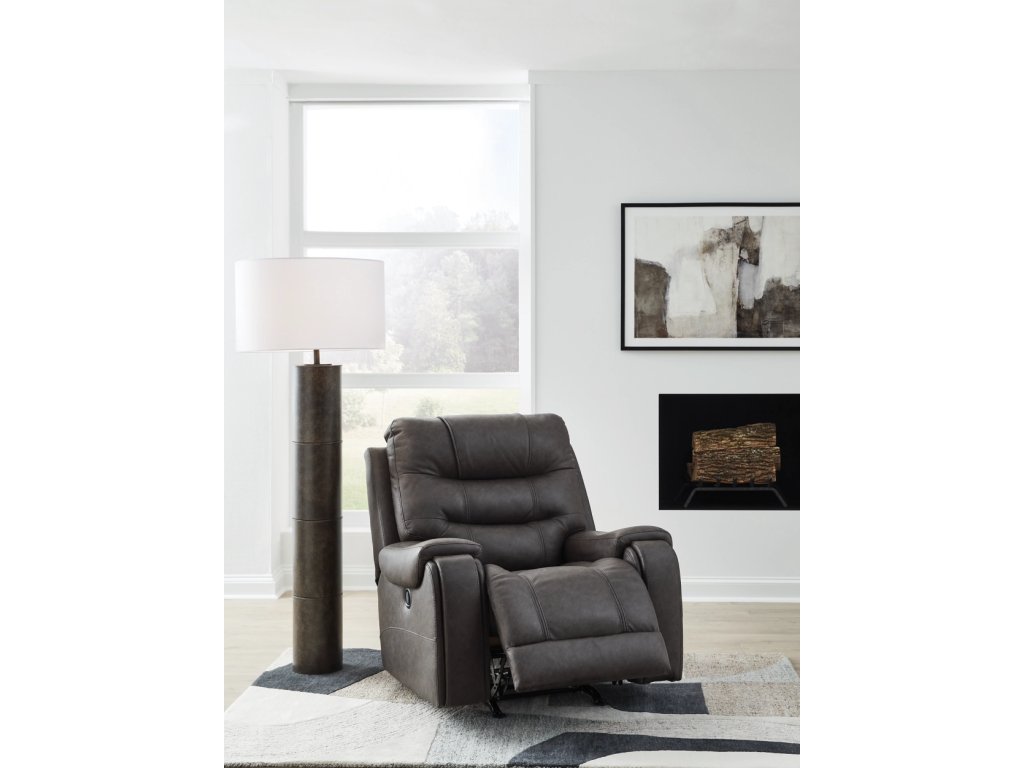 Femley Recliner - image 7