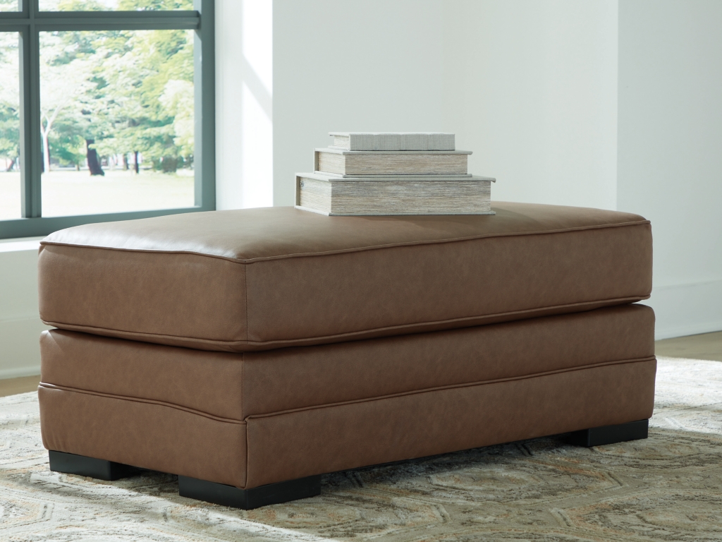 VillaCourt Ottoman - image 1