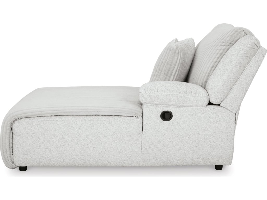 Top Tier 3-Piece Reclining Sectional and 2 Recliners - image 4