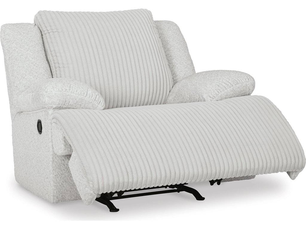 Top Tier 3-Piece Reclining Sectional and 2 Recliners - image 17