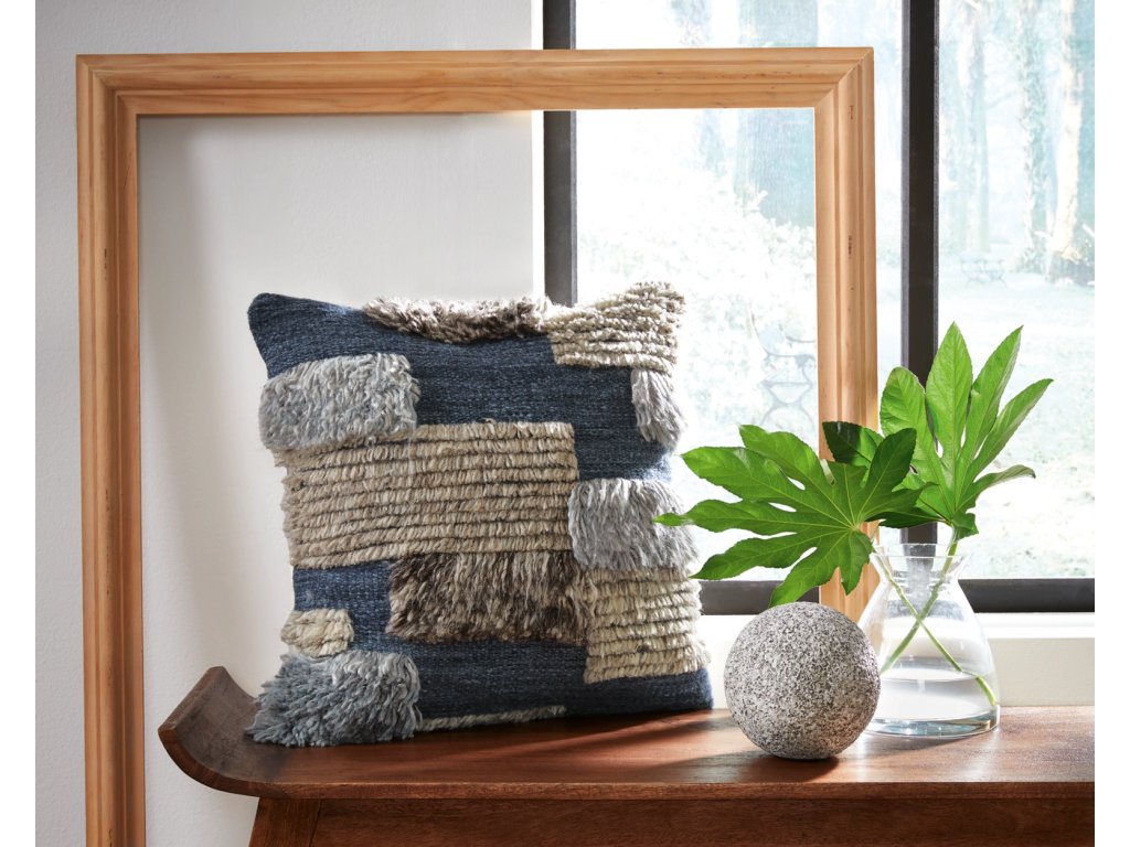 Gibbend Pillow (Set of 4) - image 1