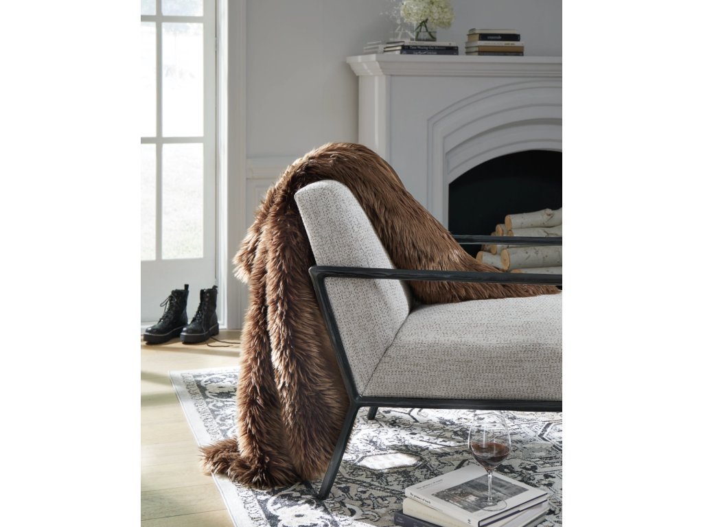 Bellethrone Throw (Set of 3) - image 1
