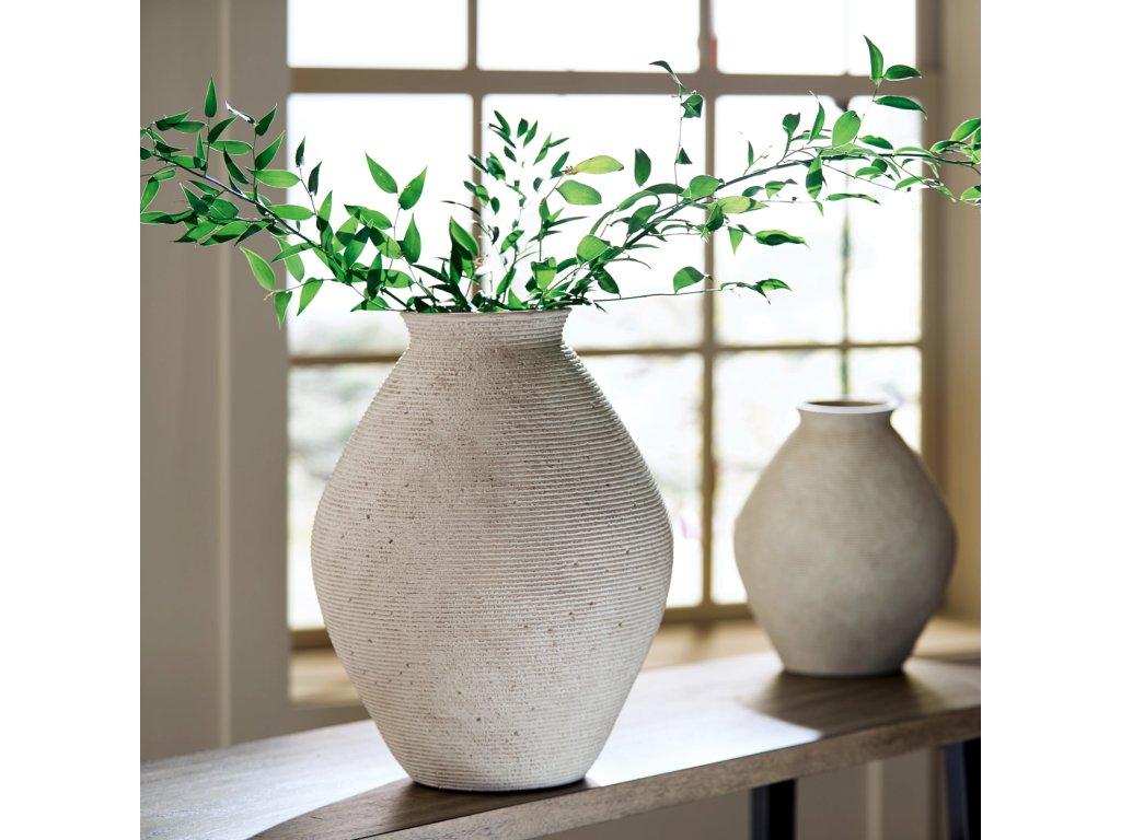 Hannela Vase - image 1