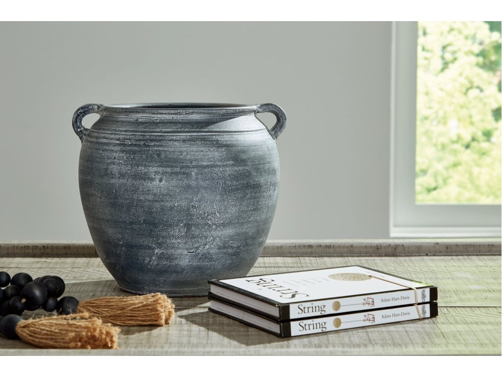 Meadie Vase - image 1