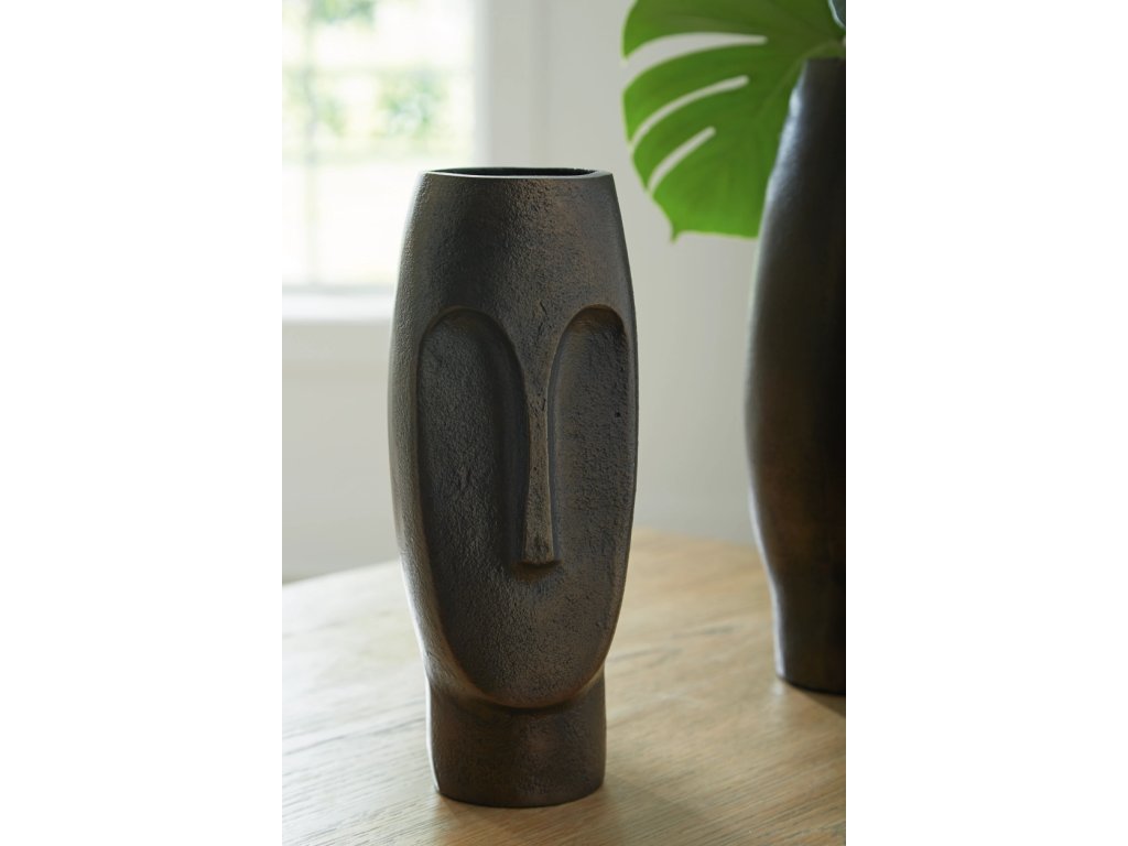 Elanman Vase - image 1
