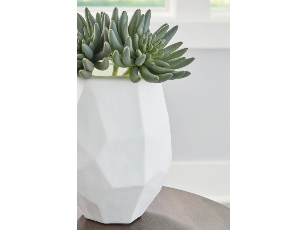 Karenton Vase - image 3