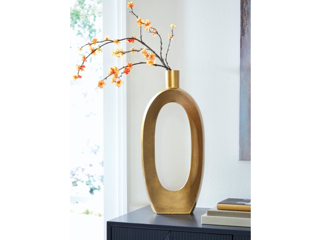 Lawtonville Vase - image 1