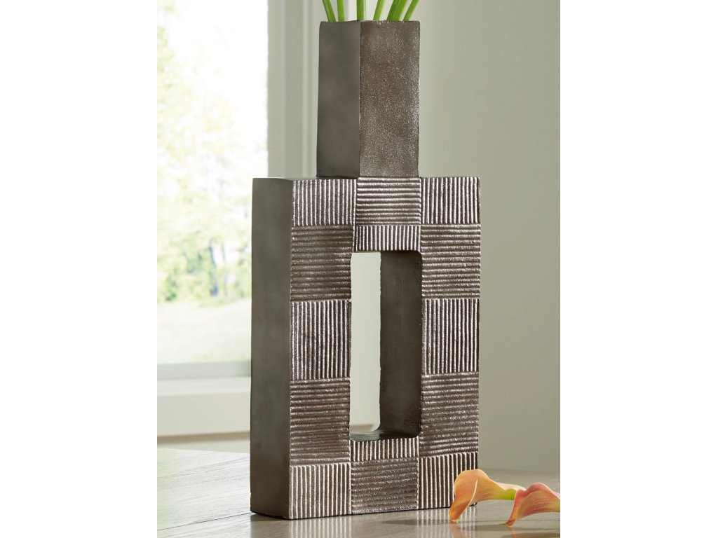 Wrengrove Vase - image 1