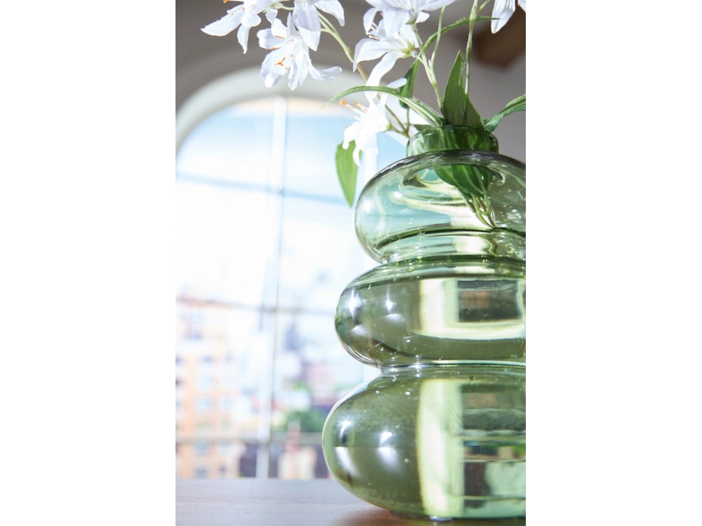 Renethorne Vase - image 2
