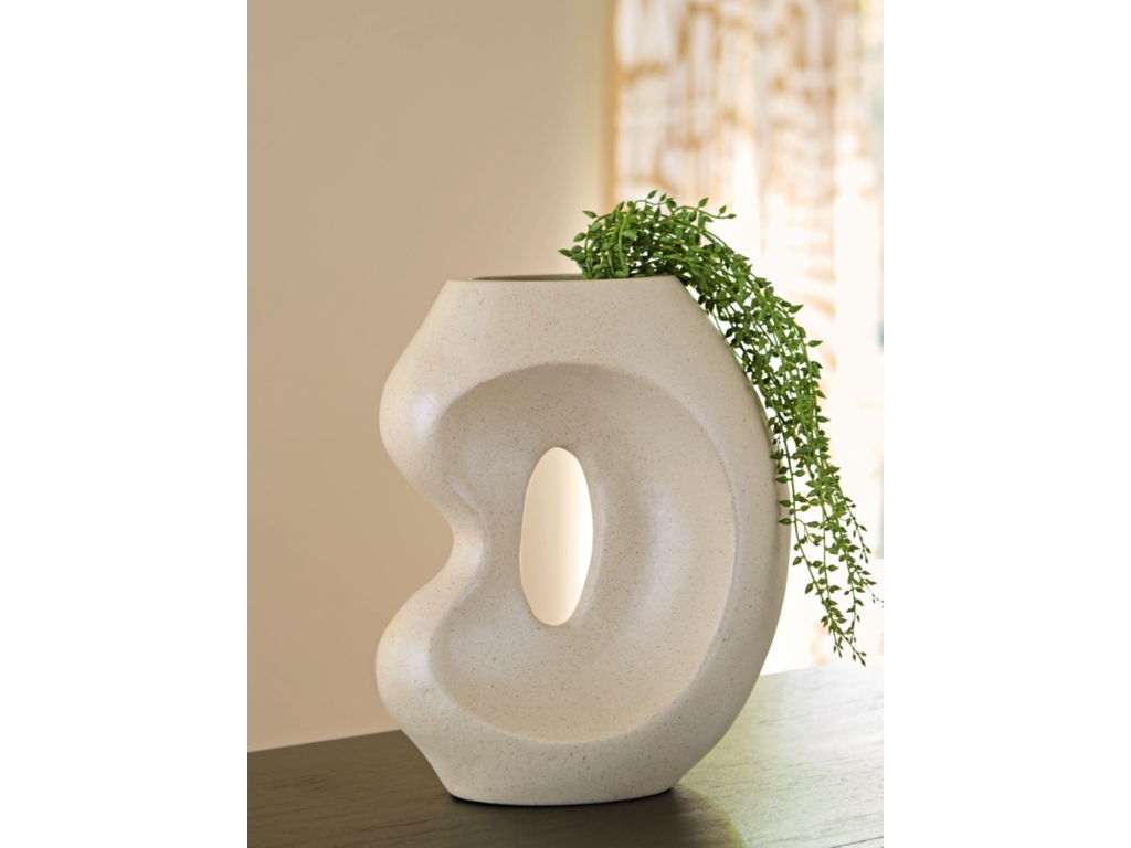 Odion Vase - image 1