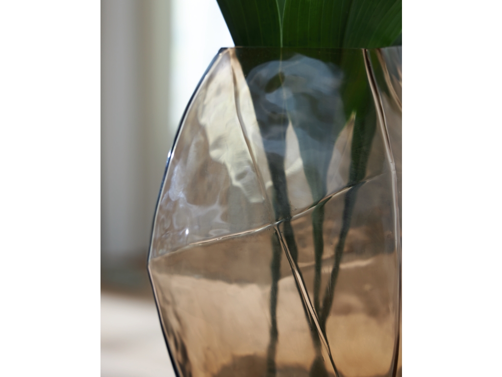 Ewart Vase - image 2