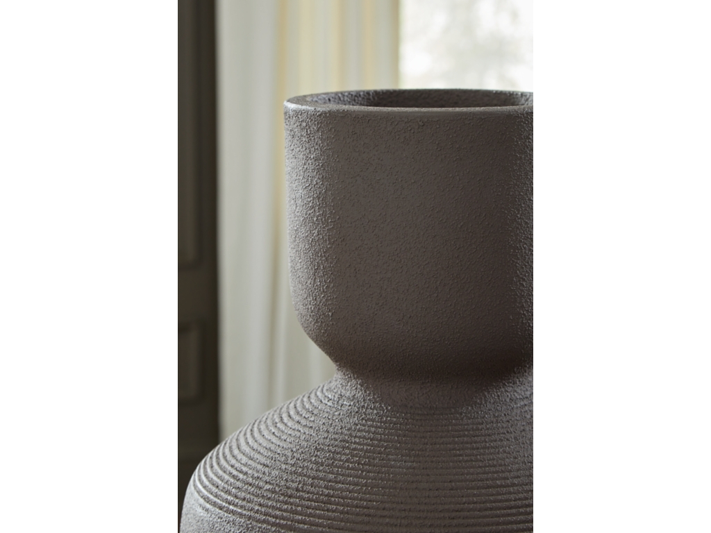 Dalsen Vase - image 2
