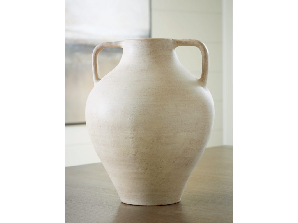 Justy Vase - image 1
