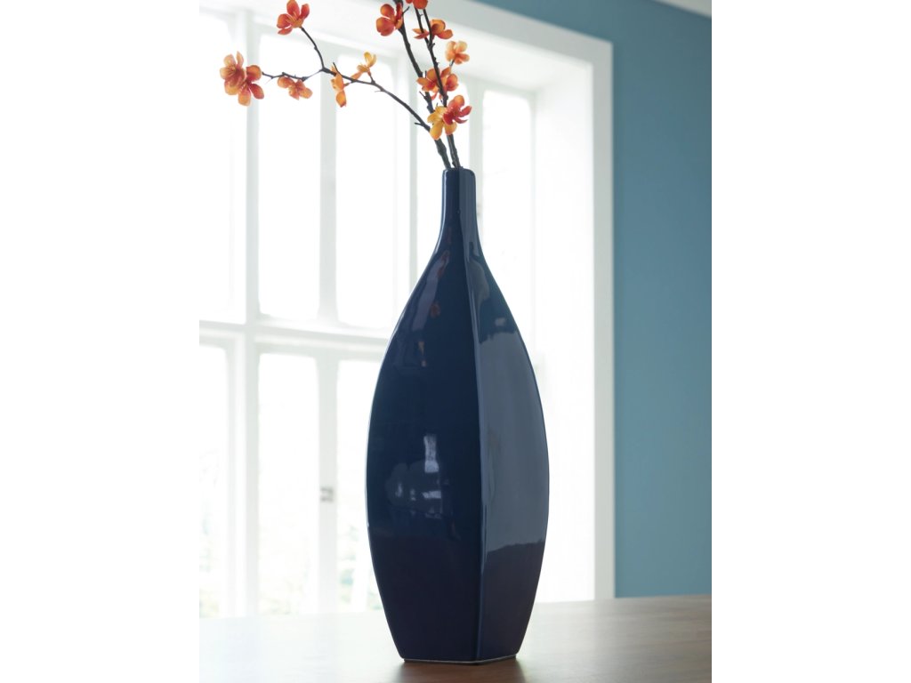 Abtinson Vase - image 1