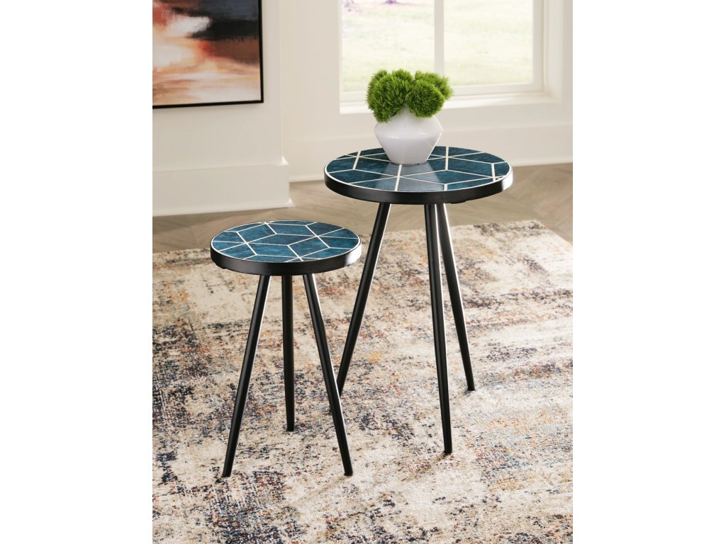 Clairbelle Accent Table (Set of 2) - image 1