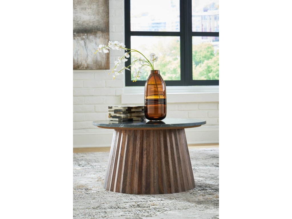 Ceilby Accent Coffee Table - image 1