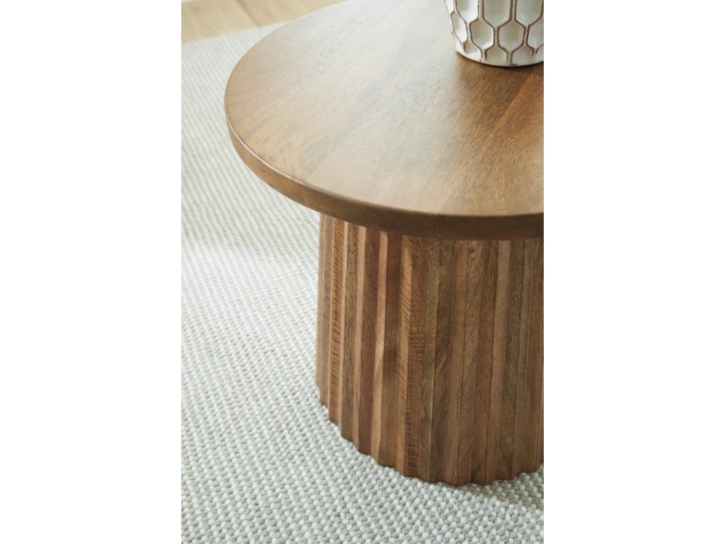 Ceilby Accent Table - image 2