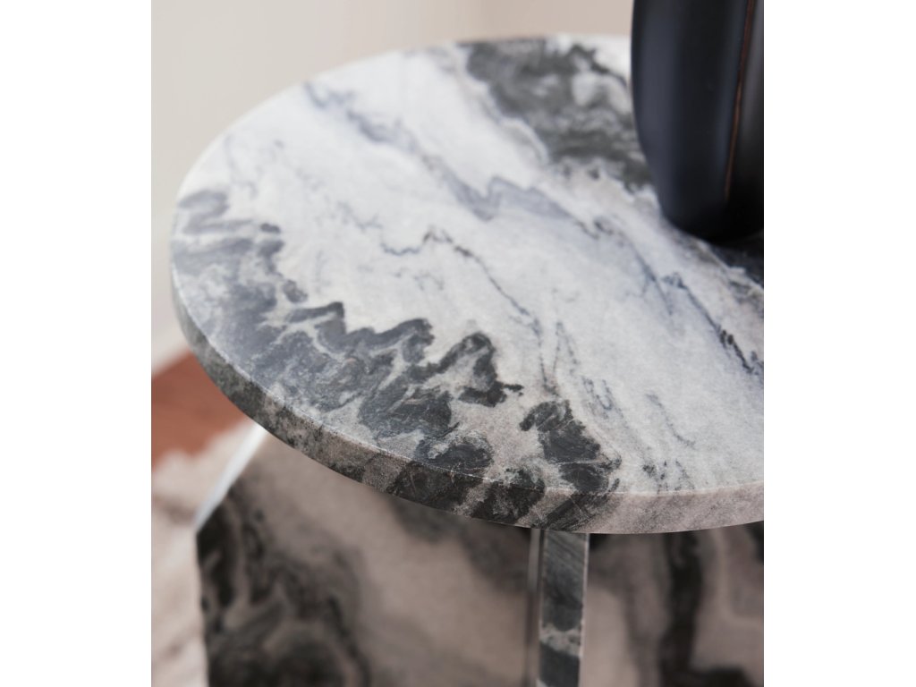Wrenlane Accent Table - image 3