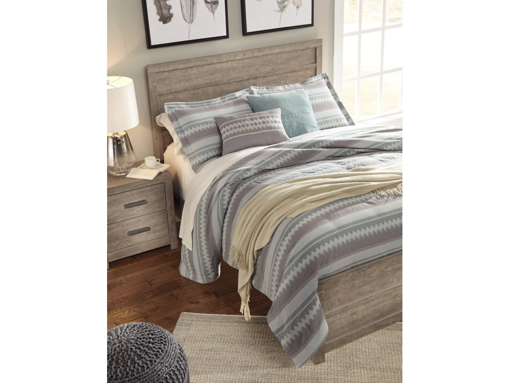 Culverbach Queen Panel Bed - image 3