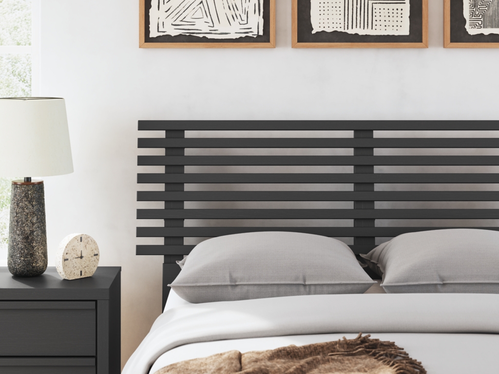 Danziar Full Slat Panel Bed - image 8