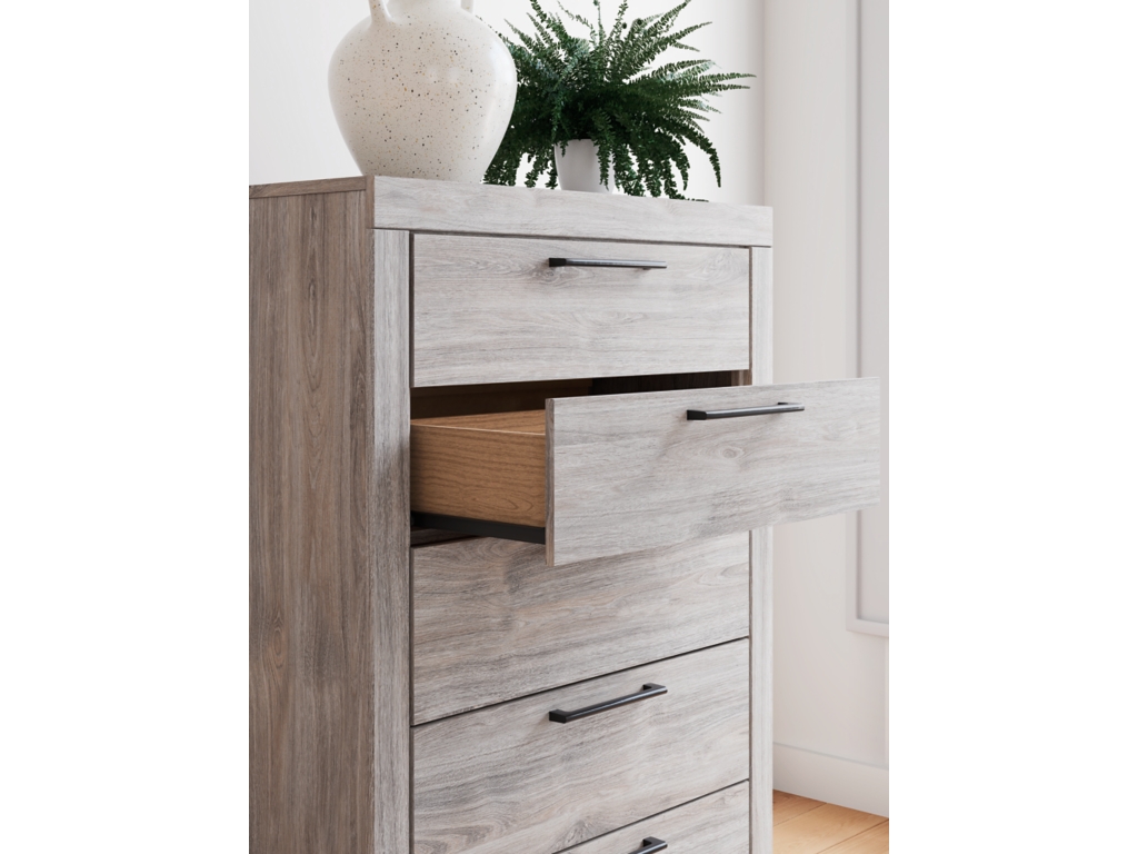 Broachmyn Chest of Drawers - image 9