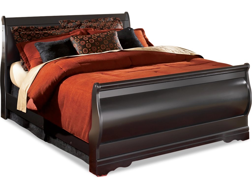 Huey Vineyard Queen Sleigh Bed, Dresser, Chest and Nightstand - image 1