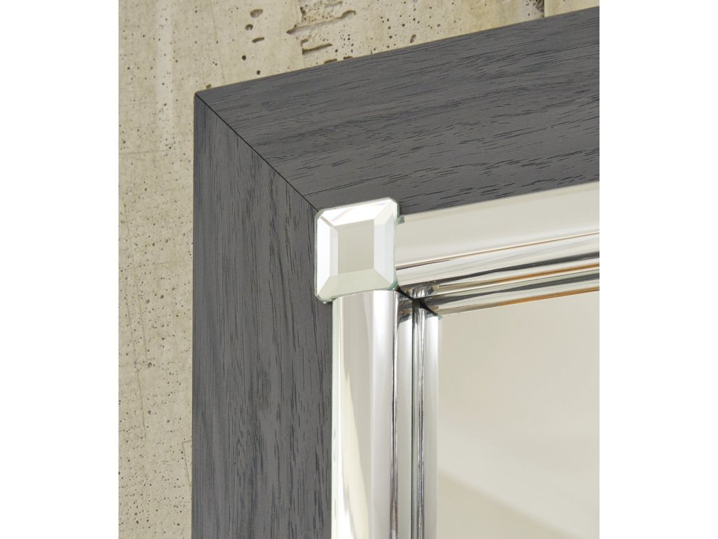 Lodanna King Storage Bed, Dresser, Mirror and 2 Nightstands - image 6