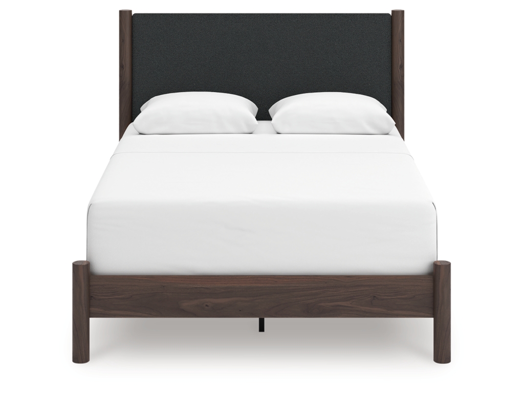 Pamytta Queen Upholstered Panel Bed, Dresser and Mirror - image 8