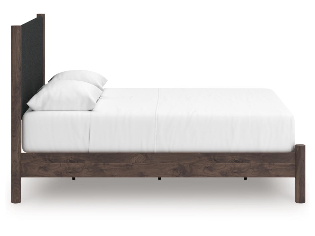 Pamytta Queen Upholstered Platform Bed, Dresser and Mirror - image 10