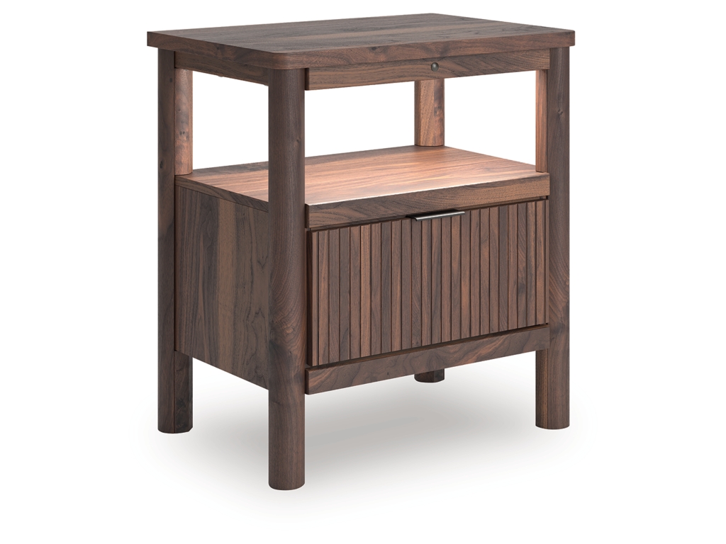 Pamytta Queen Panel Bed, Dresser, Mirror and Nightstand - image 15