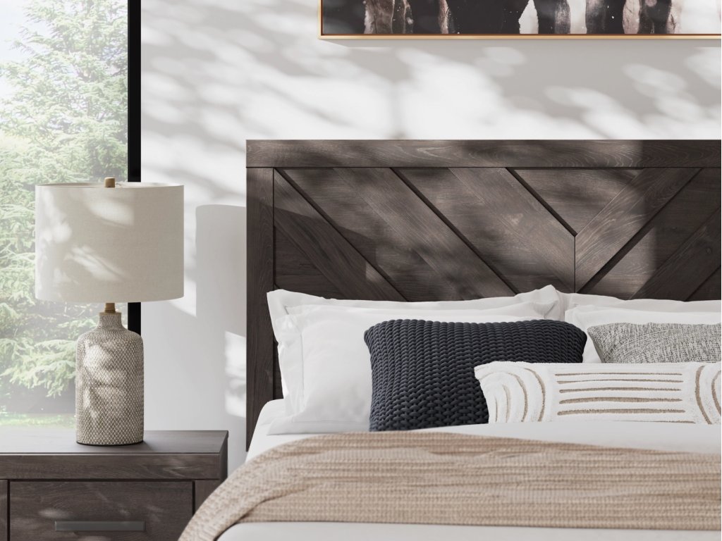 Prendonea Queen Panel Bed - image 7