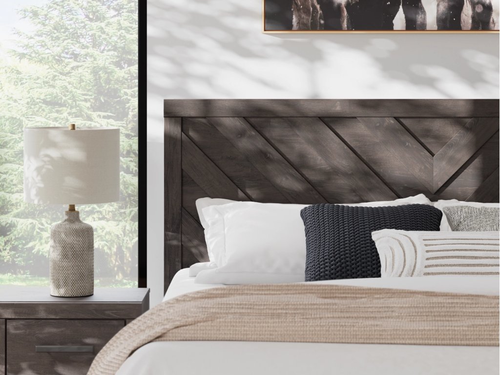 Prendonea King Panel Bed - image 8