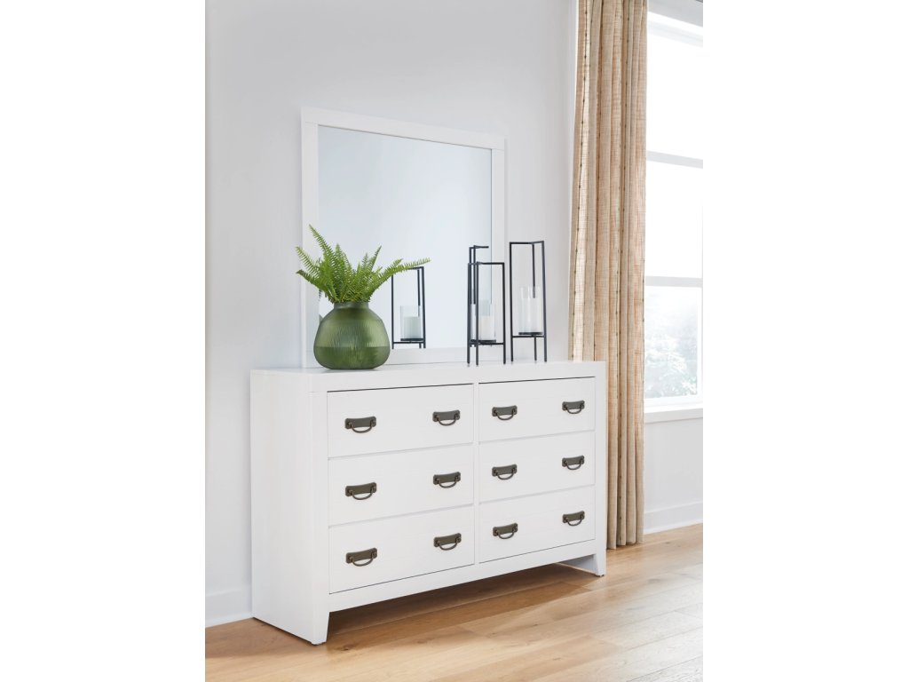 Binterglen Queen Panel Bed, Dresser and Mirror - image 12