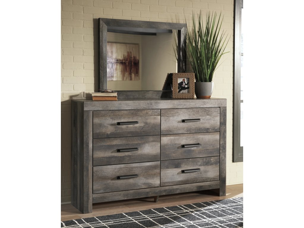 Wynnlow Queen Crossbuck Panel Bed, Dresser, Mirror, and Nightstand - image 11
