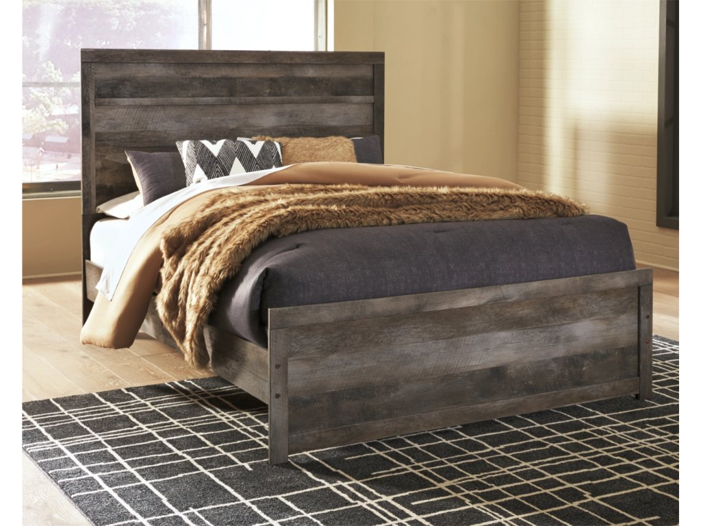 Wynnlow Queen Panel Bed - image 1