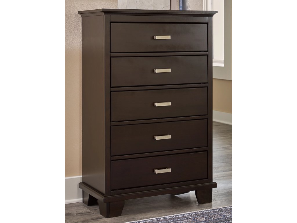 Covetown Queen Panel Bed, Dresser, Mirror, Chest and Nightstand - image 16
