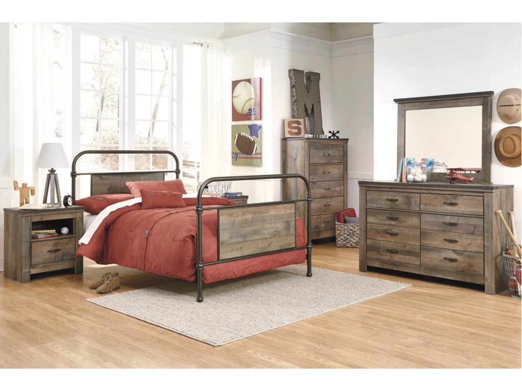 Trinell Chest of Drawers - image 6