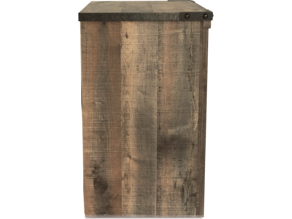 Trinell Queen Panel Bed, Chest and 2 Nightstands - image 9